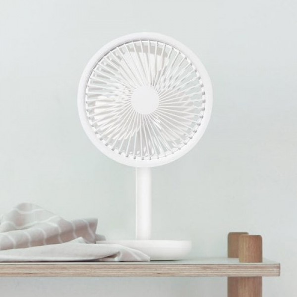         SOLOVE Mini Mute Desktop Fan from  youpin
        
