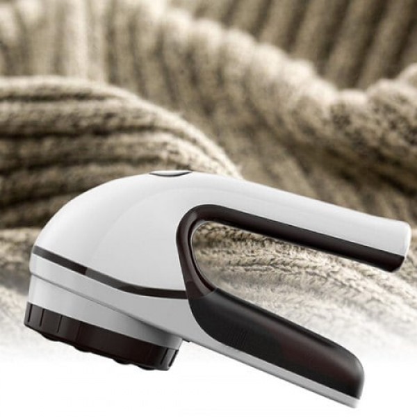         High-power Six-blades Rechargeable Lint Remover Hair Ball Trimmer for Clothes
        